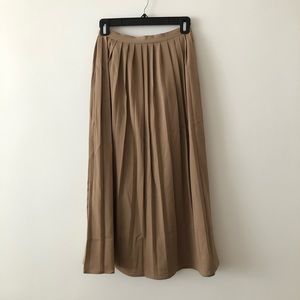 Pleated chiffon skirt